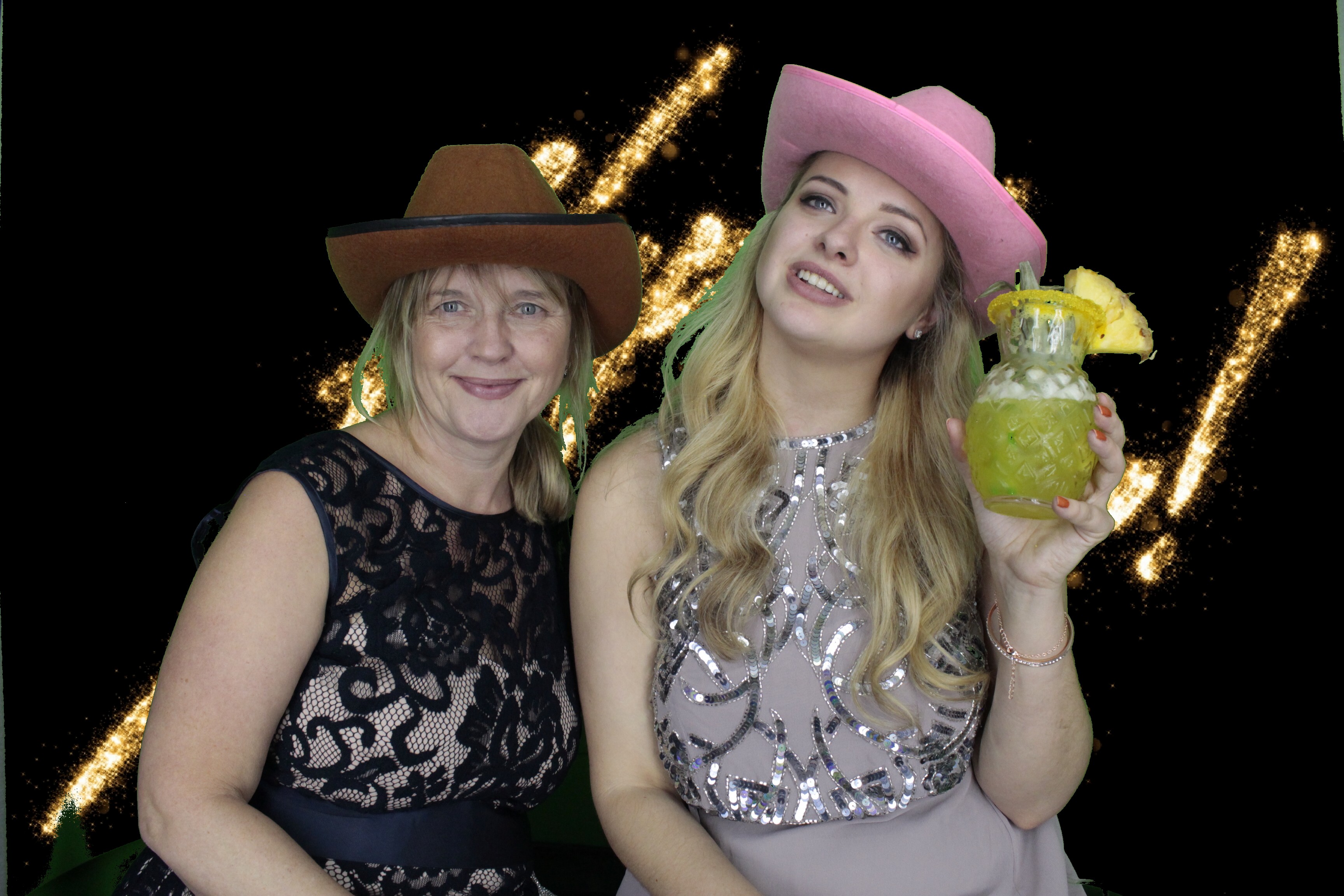 The Sussex Exchange New Years Eve | View more photos from the event at gallery.myphotoboothexperience.co.uk/u/MyPhotoBoothExperienceLtd/The-Sussex-Exchange-New-Years-Eve